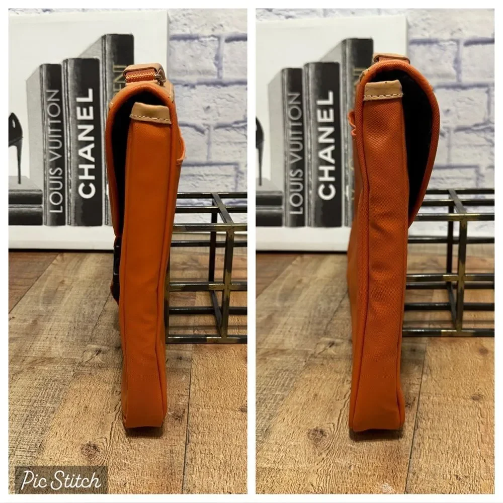 Jon Hart 15” laptop case padded coated canvas